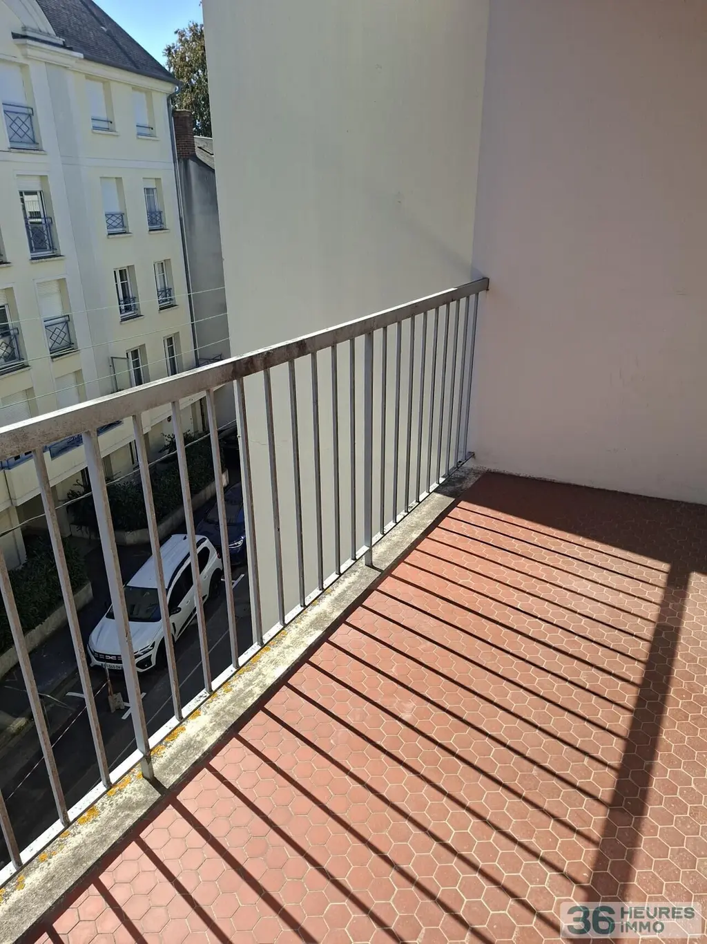 Appartement a vendre aux encheres en ligne Le Mans 72000 Sarthe 72 66 m2 3 pièces 127000 euros 001/1684 003