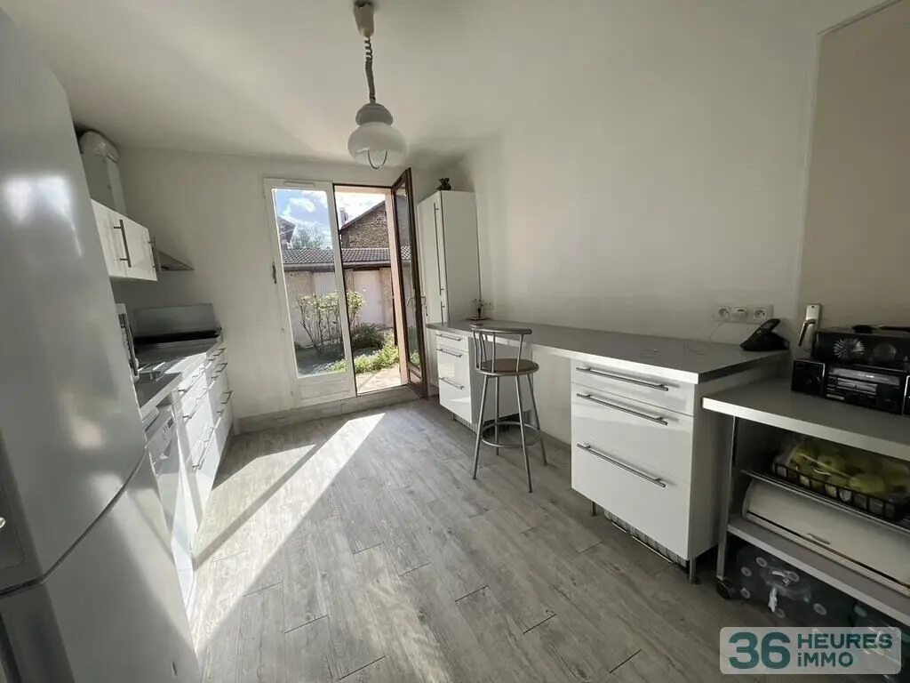 Maison a vendre aux encheres en ligne Seine-Saint-Denis 93 147 m2 7 pièces 395000 euros 66018/2026/10/10 004