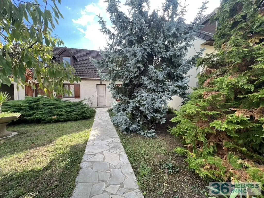 Maison a vendre aux encheres en ligne Seine-Saint-Denis 93 147 m2 7 pièces 395000 euros 66018/2026/10/10 003