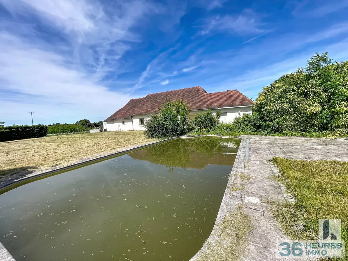 Maison a vendre aux encheres en ligne Lubersac 19210 Corrèze 19 150 m2 5 pièces 140000 euros 36H - LUBERSAC 002