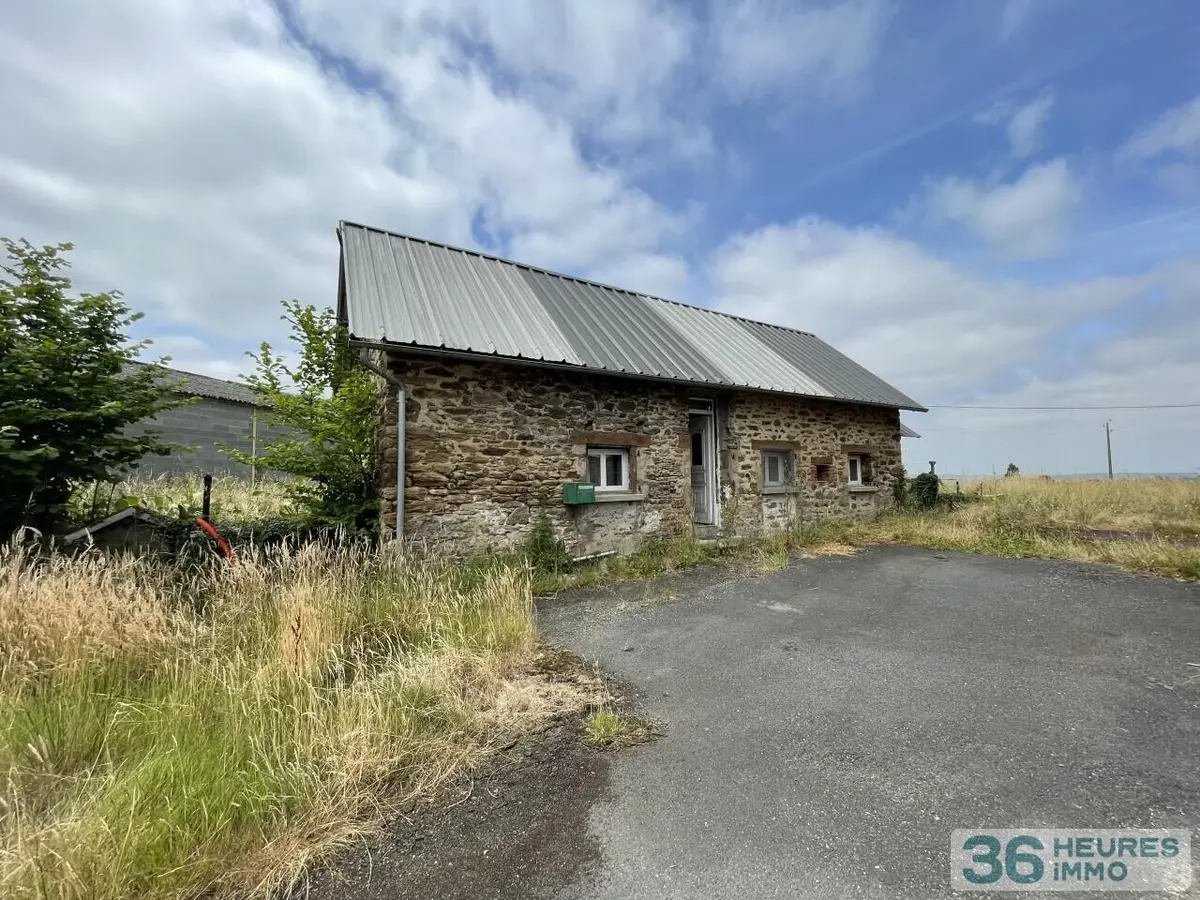 Propriete a vendre aux encheres en ligne Lubersac 19210 Corrèze 19 100 m2 4 pièces 50000 euros 36h ferme Lubersac 002