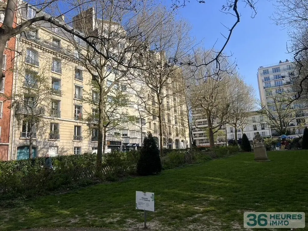 Appartement a vendre aux encheres en ligne Paris 15e Arrondissement 75015 Paris 75 61 m2 3 pièces 529000 euros 66018/2026/07/3 002