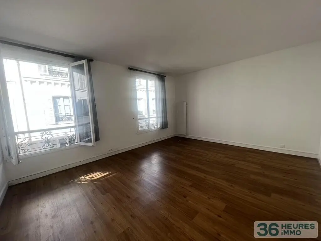 Appartement a vendre aux encheres en ligne Paris 15e Arrondissement 75015 Paris 75 37 m2 2 pièces 324000 euros 66018/2026/08/3 002
