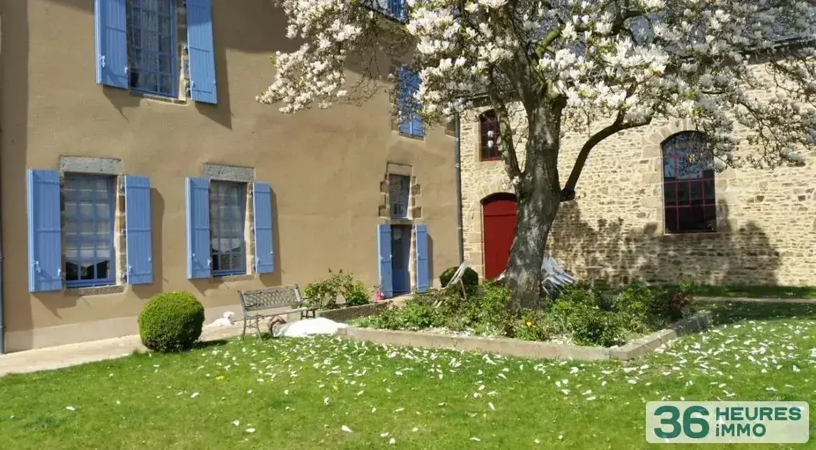 Maison a vendre aux encheres en ligne Ernée 53500 Mayenne 53 582 m2 19 pièces 583000 euros 53077-009-36H 002