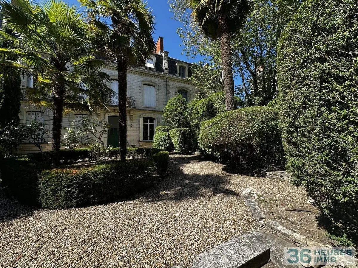 Maison a vendre aux encheres en ligne Périgueux 24000 Dordogne 24 354 m2 11 pièces 970000 euros ASS-260925-094459 002
