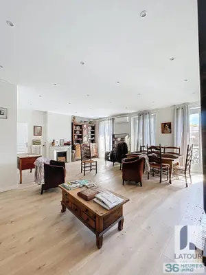Appartement a vendre aux encheres en ligne Nice 06000 Alpes-Maritimes 06 102 m2 3 pièces 350000 euros 36h Nice Clémenceau 002