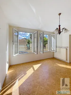 Appartement a vendre aux encheres en ligne Périgueux 24000 Dordogne 24 66 m2 3 pièces 50000 euros 36 H - appartement PGX 002