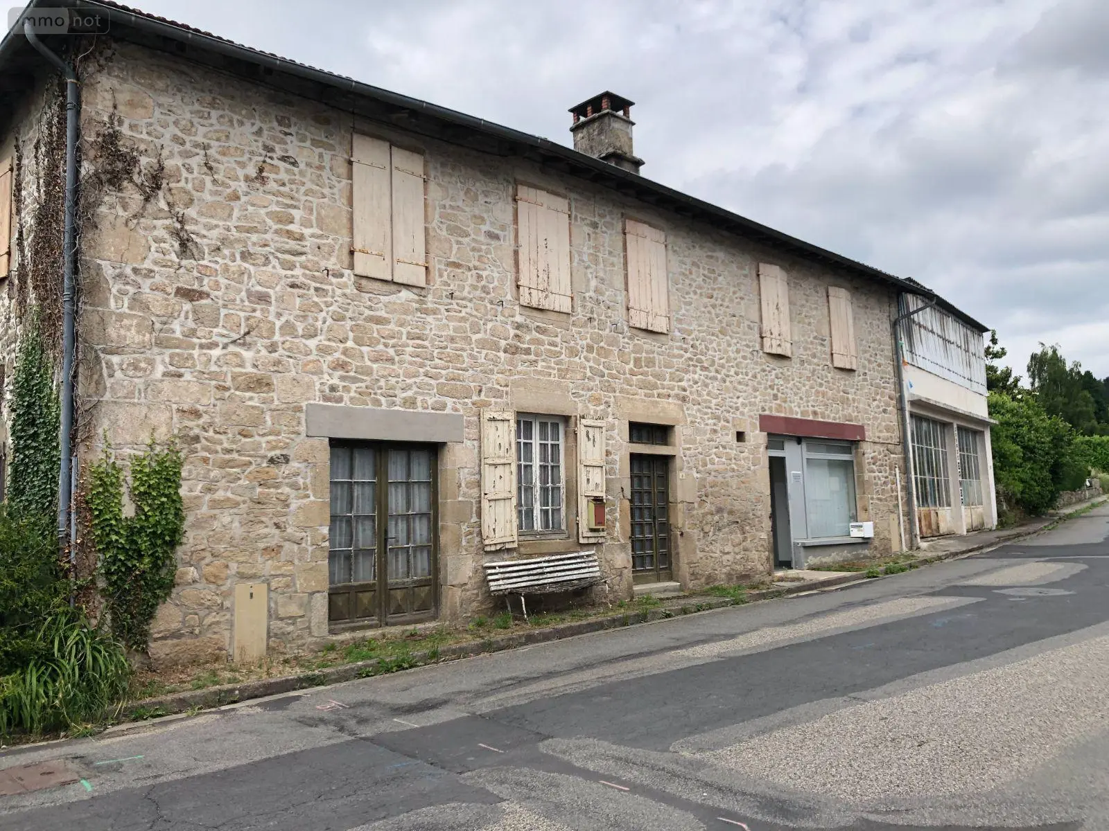 Immeuble en vente Sousceyrac-en-Quercy (46190)