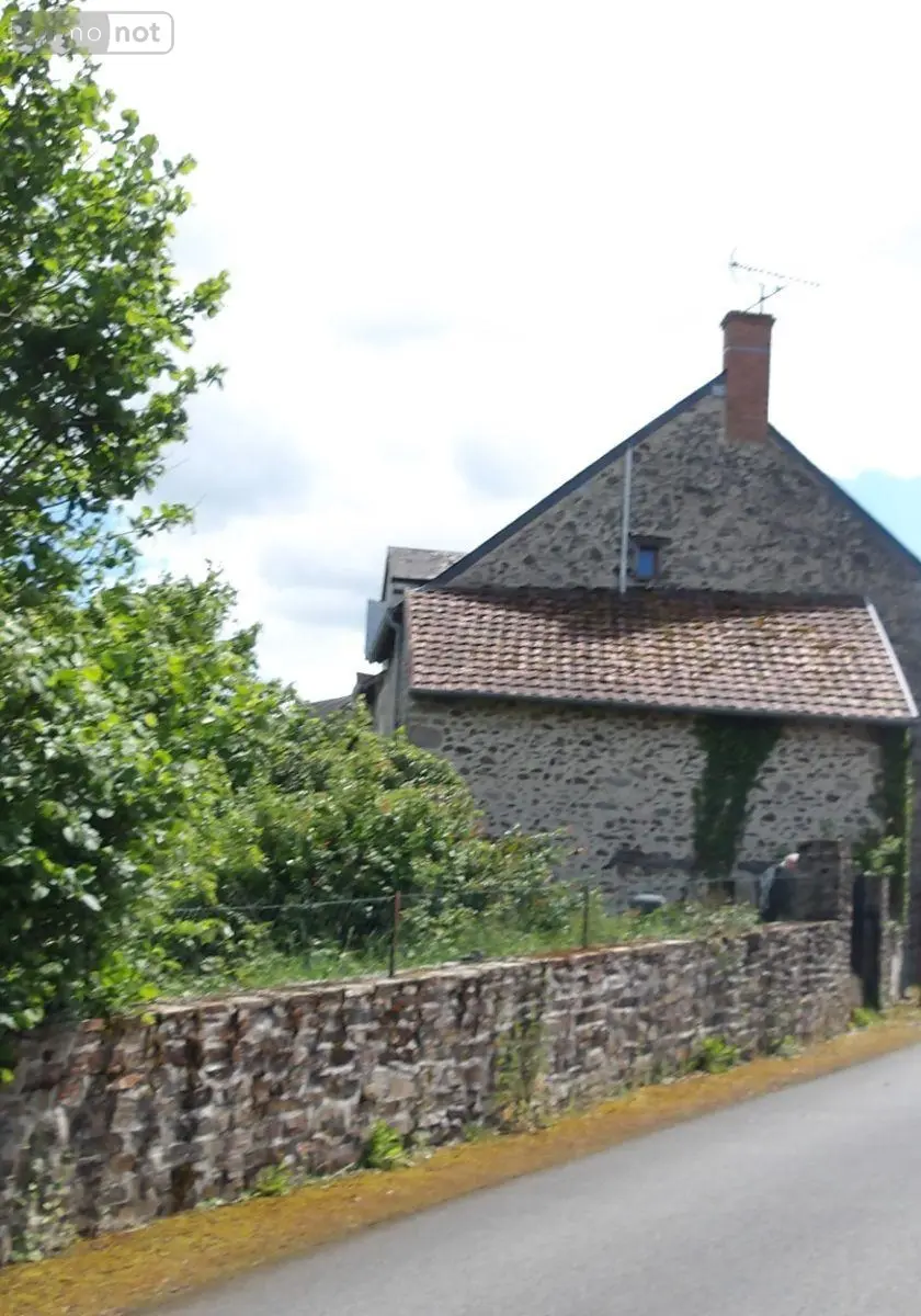 Maison en vente Saint-Silvain-Bas-le-Roc (23600)