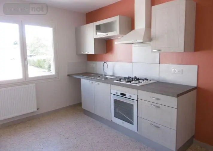 Location maison Grièges 01290 Ain 01 112 m2 5 pièces 965 euros 008/2216 004