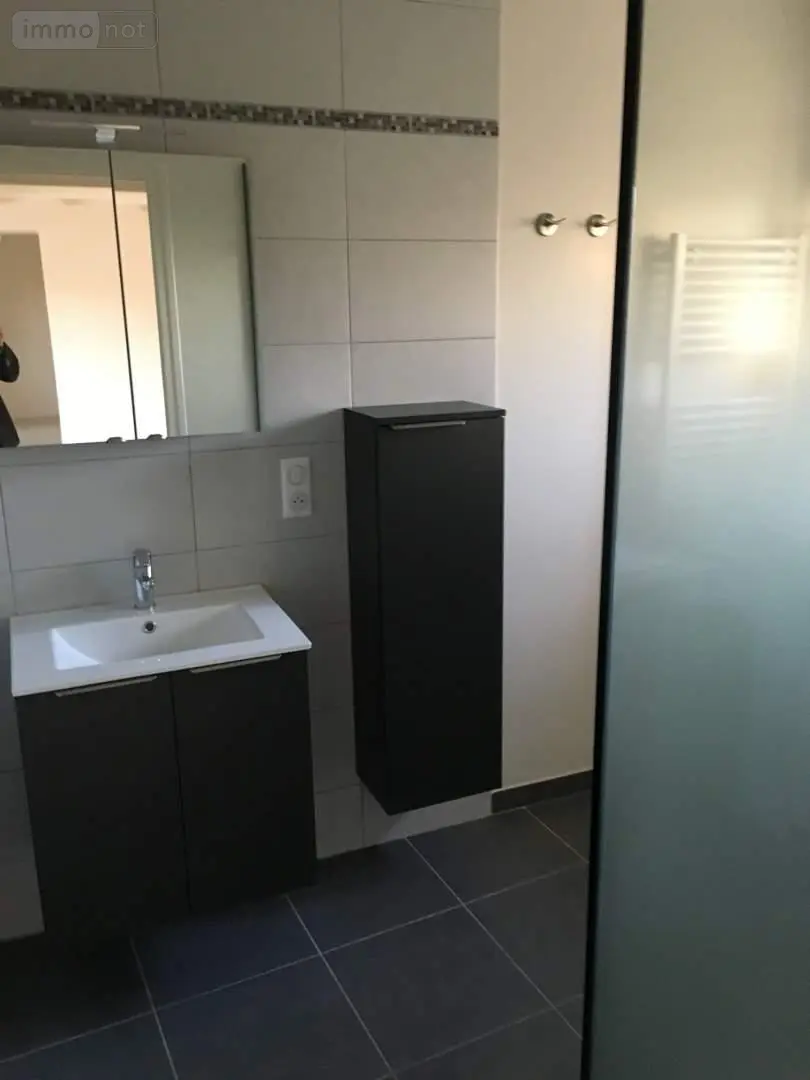 Location maison Grièges 01290 Ain 01 112 m2 5 pièces 965 euros 008/2216 005