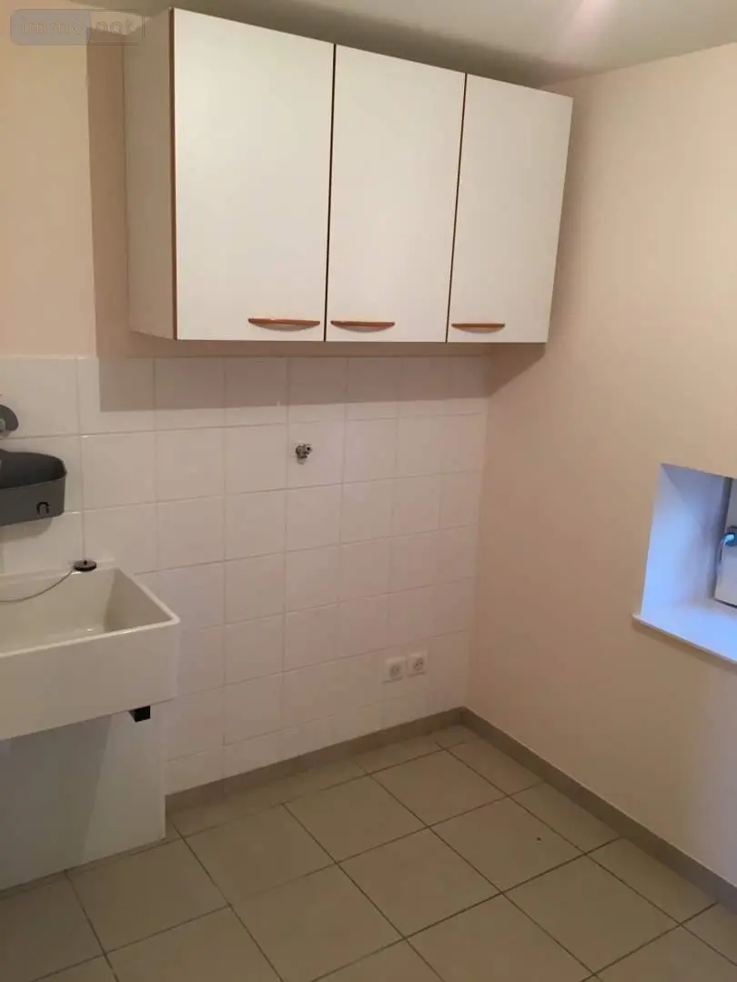 Location maison Grièges 01290 Ain 01 112 m2 5 pièces 965 euros 008/2216 006