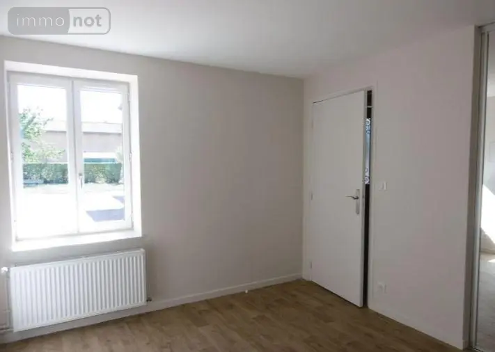 Location maison Grièges 01290 Ain 01 112 m2 5 pièces 965 euros 008/2216 007