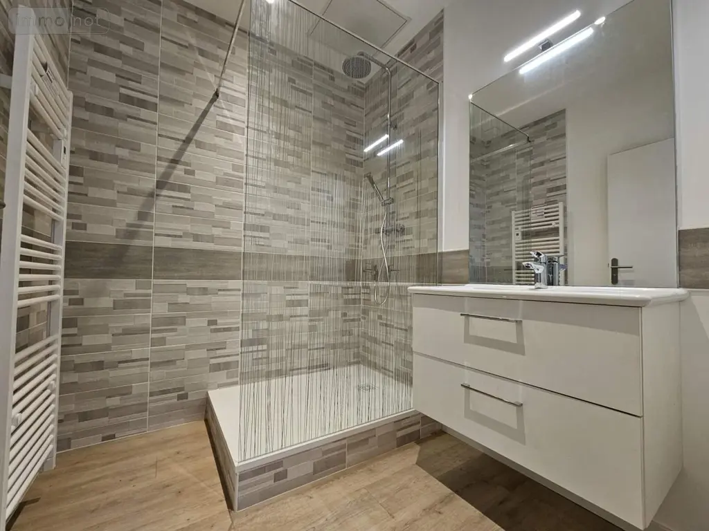 Location appartement Mâcon 71000 Saône-et-Loire 71 71 m2 3 pièces 650 euros 008/2326 005