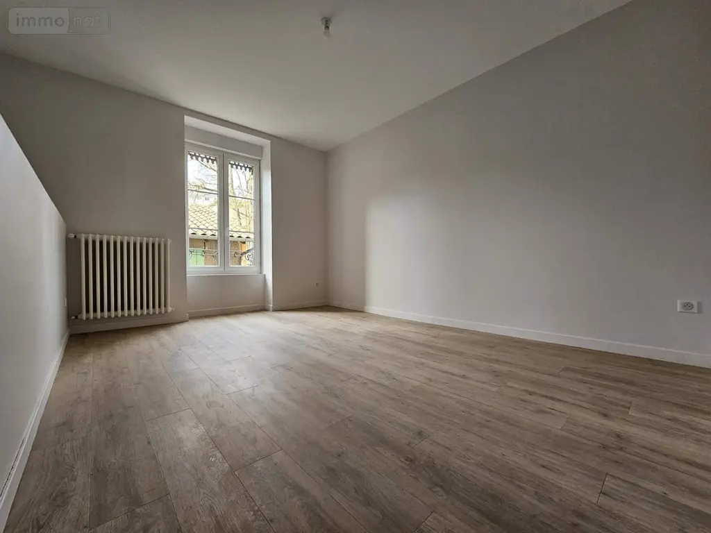 Location appartement Mâcon 71000 Saône-et-Loire 71 71 m2 3 pièces 650 euros 008/2326 006