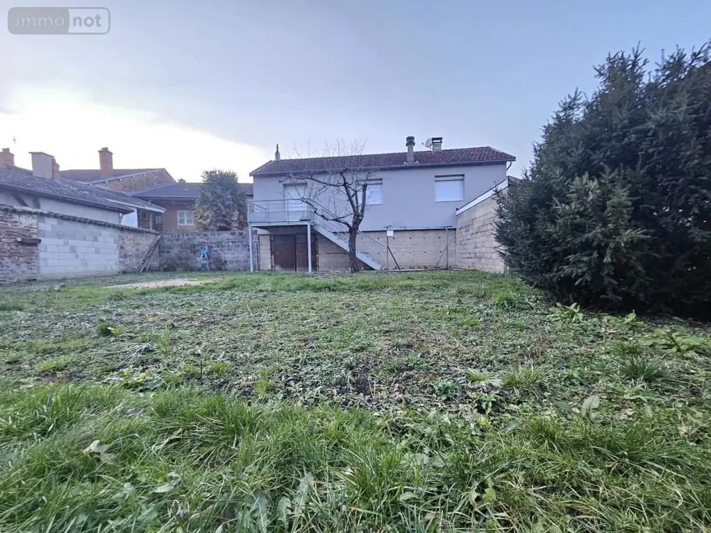 Location appartement Pont-de-Veyle 01290 Ain 01 84 m2 3 pièces 750 euros 008/2376 008