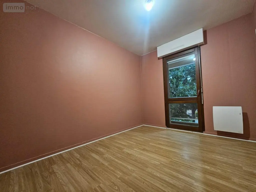 Appartement a vendre Pont-de-Veyle 01290 Ain 01 67 m2 3 pièces 115000 euros 008/2387 006