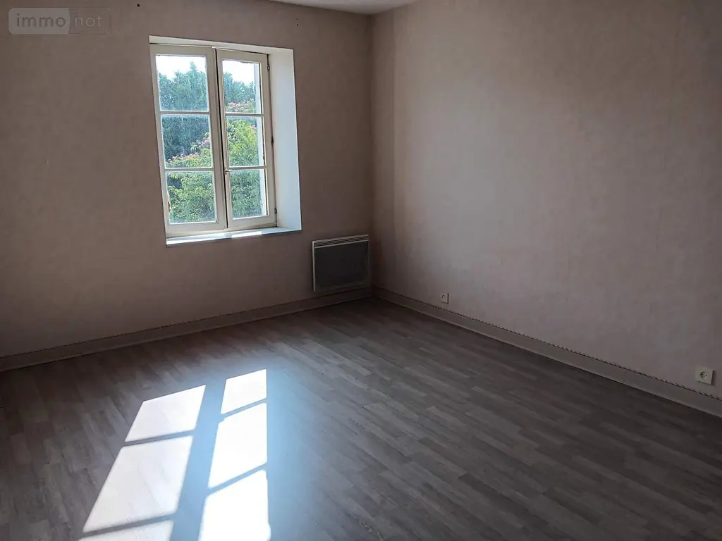 Maison a vendre Saintes 17100 Charente-Maritime 17 500 m2 22 pièces 415000 euros 021/2026 013