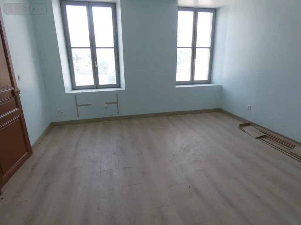 Immeuble de rapport a vendre Bazancourt 51110 Marne 51 256 m2 14 pièces 413800 euros 021/2077 011