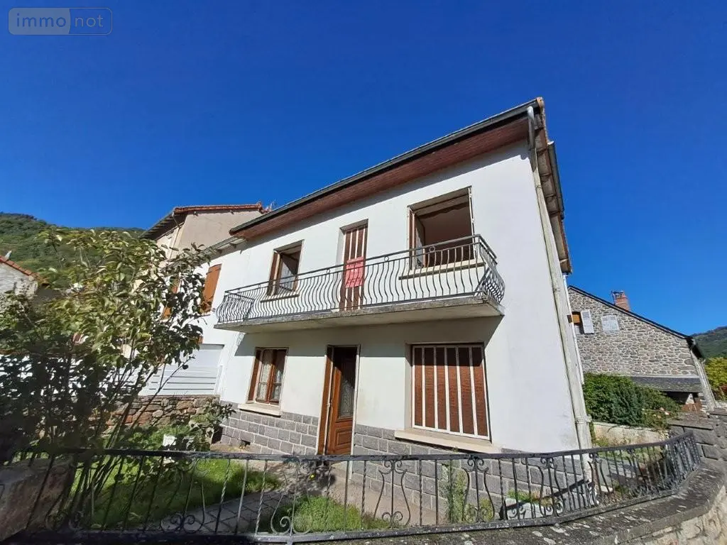 Maison a vendre Ferrières-Saint-Mary 15170 Cantal 15 101 m2 6 pièces 68900 euros 044/1066 012