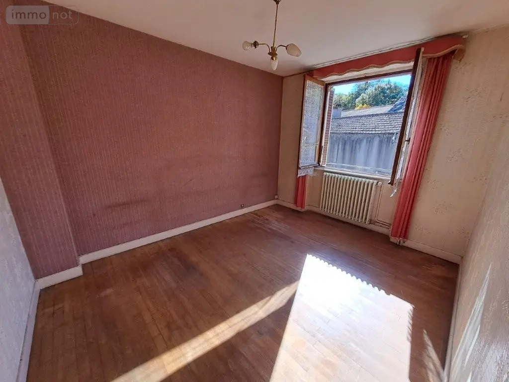 Maison a vendre Ferrières-Saint-Mary 15170 Cantal 15 101 m2 6 pièces 68900 euros 044/1066 004
