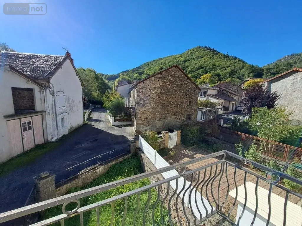 Maison a vendre Ferrières-Saint-Mary 15170 Cantal 15 101 m2 6 pièces 68900 euros 044/1066 005