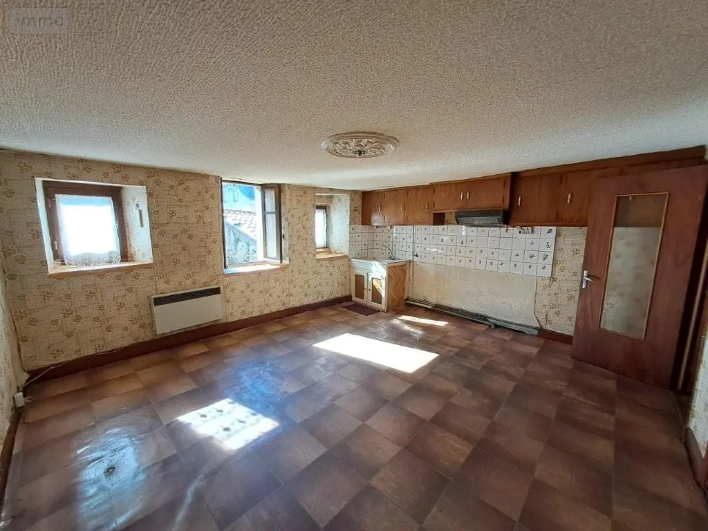Maison a vendre Saint-Flour 15100 Cantal 15 91 m2 5 pièces 35000 euros 044/1087 011