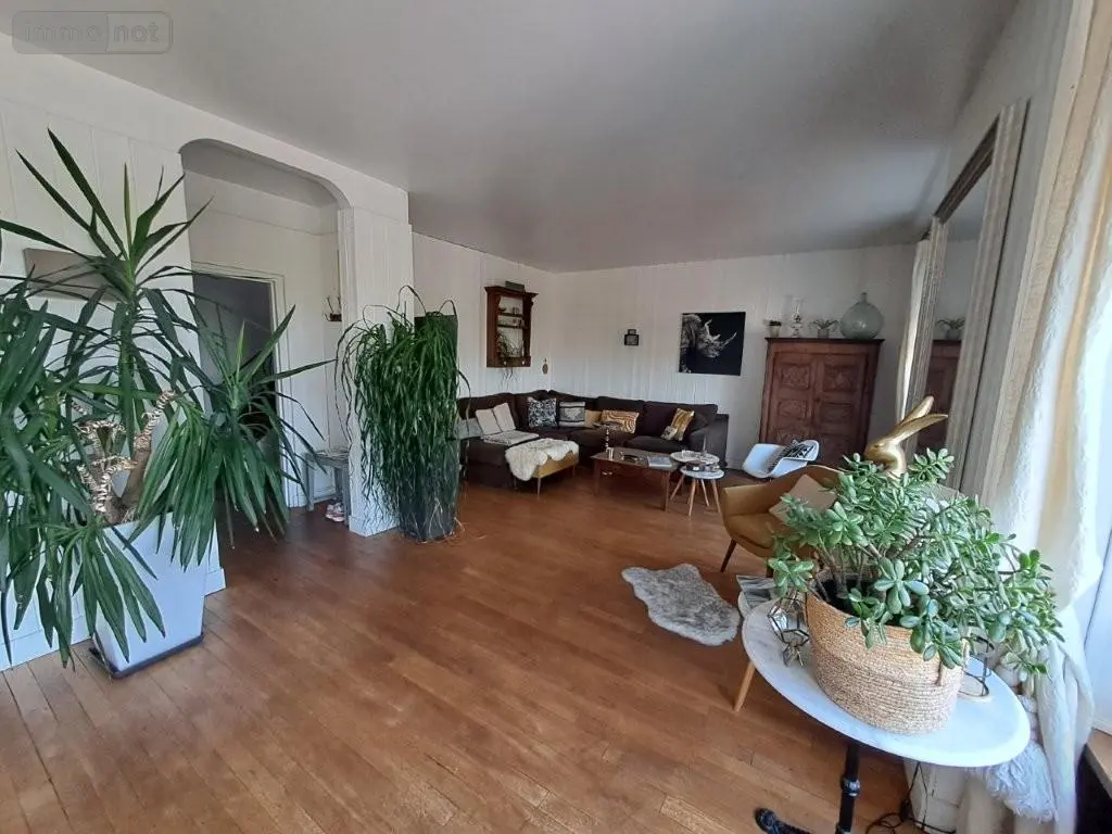 Maison a vendre Saint-Flour 15100 Cantal 15 321 m2 8 pièces 499000 euros 044/1114 013