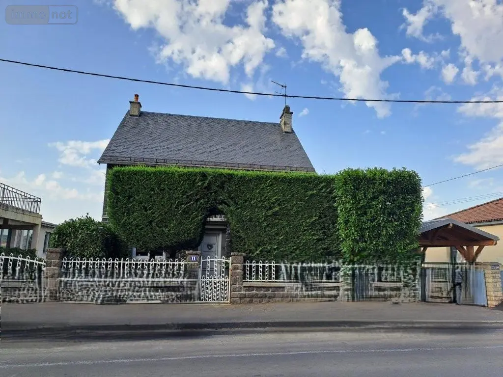 Maison a vendre Saint-Flour 15100 Cantal 15 321 m2 8 pièces 499000 euros 044/1114 002