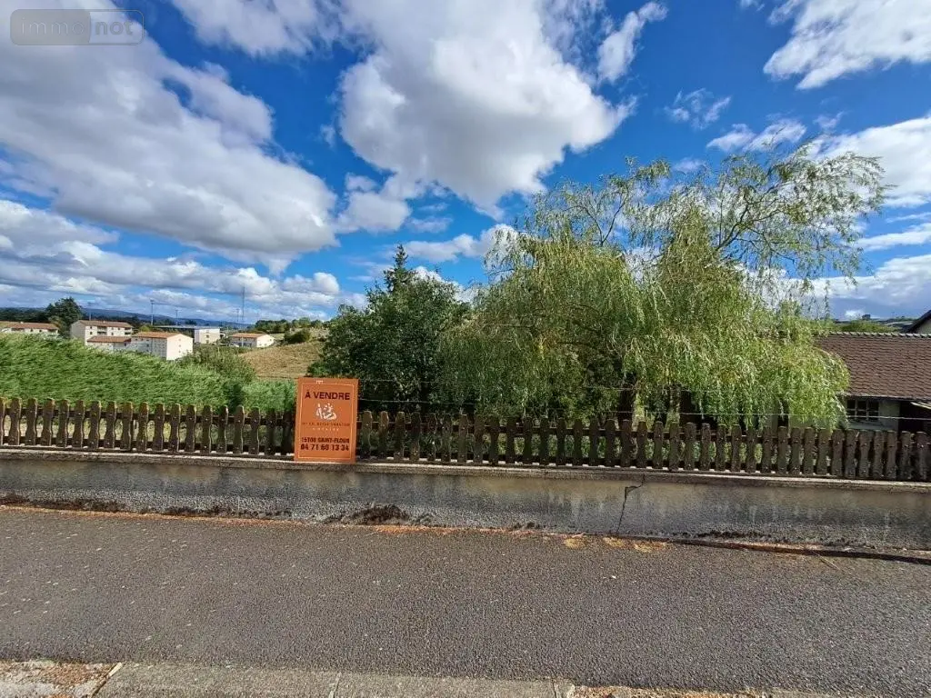 Terrain a batir a vendre Saint-Flour 15100 Cantal 15 1563 m2 49100 euros 044/1115 002