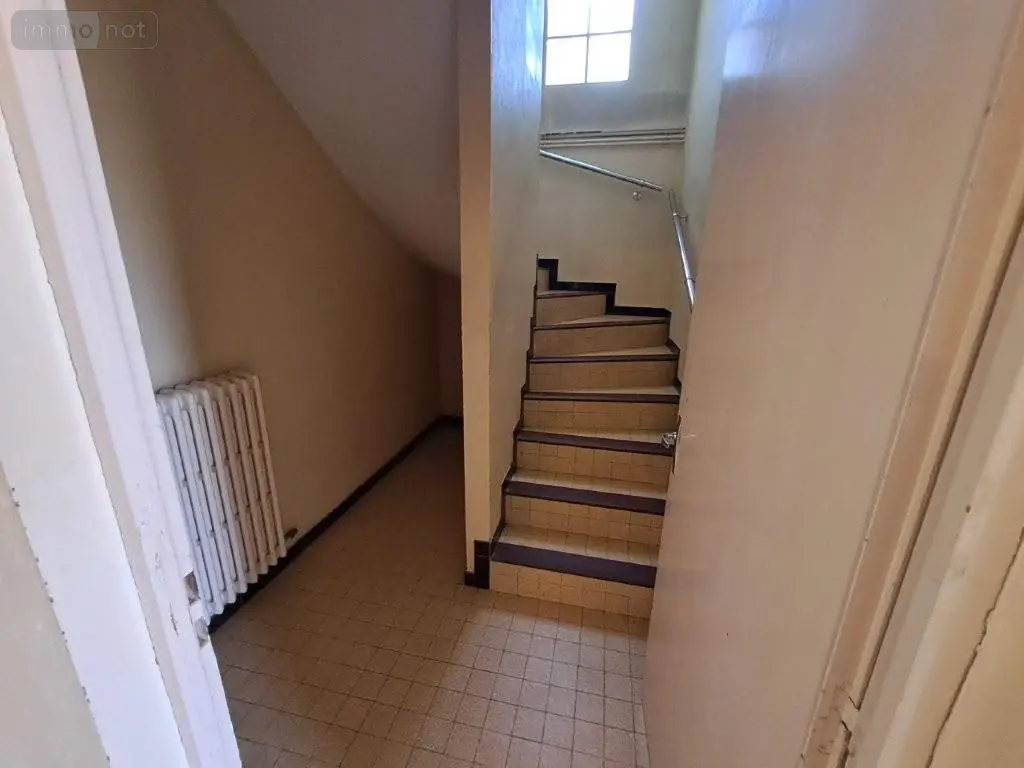 Maison a vendre Villedieu 15100 Cantal 15 119 m2 7 pièces 111900 euros 044/1140 006
