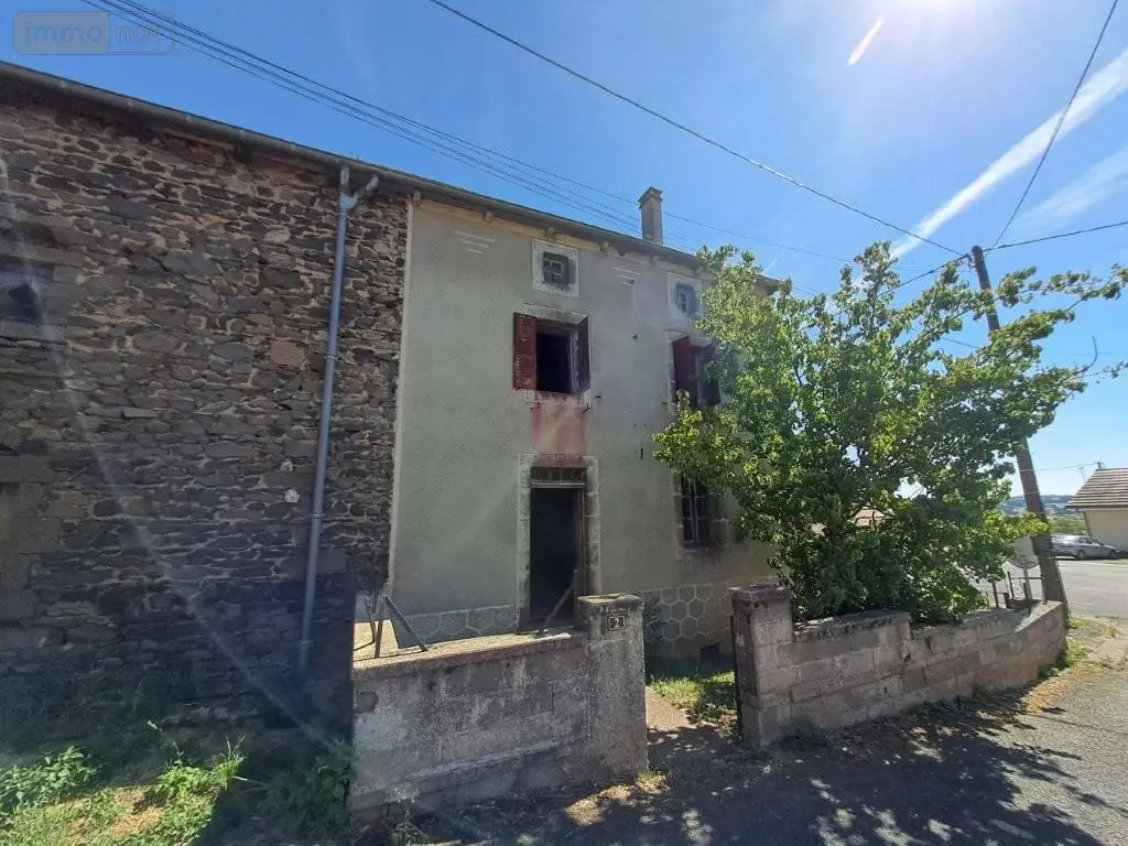 Maison a vendre Lastic 15500 Cantal 15 140 m2 4 pièces 49900 euros 044/1187 005