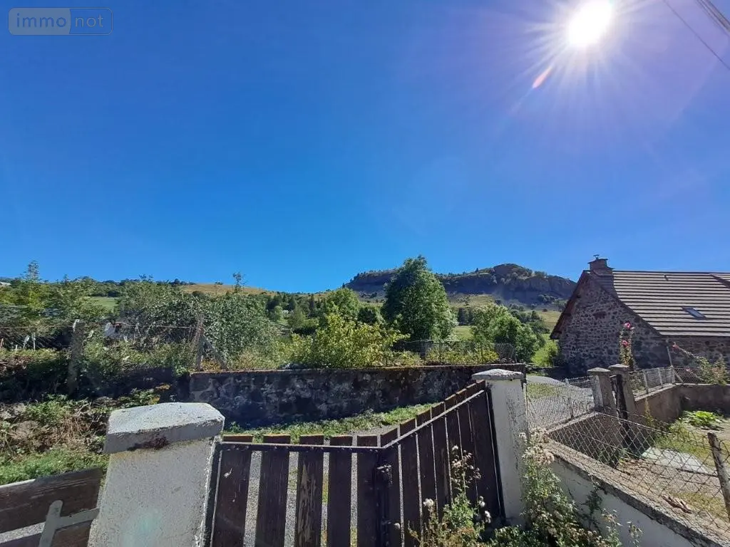 Maison a vendre Dienne 15300 Cantal 15 101 m2 5 pièces 59900 euros 044/1220 013
