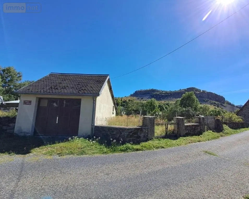 Maison a vendre Dienne 15300 Cantal 15 101 m2 5 pièces 59900 euros 044/1220 014
