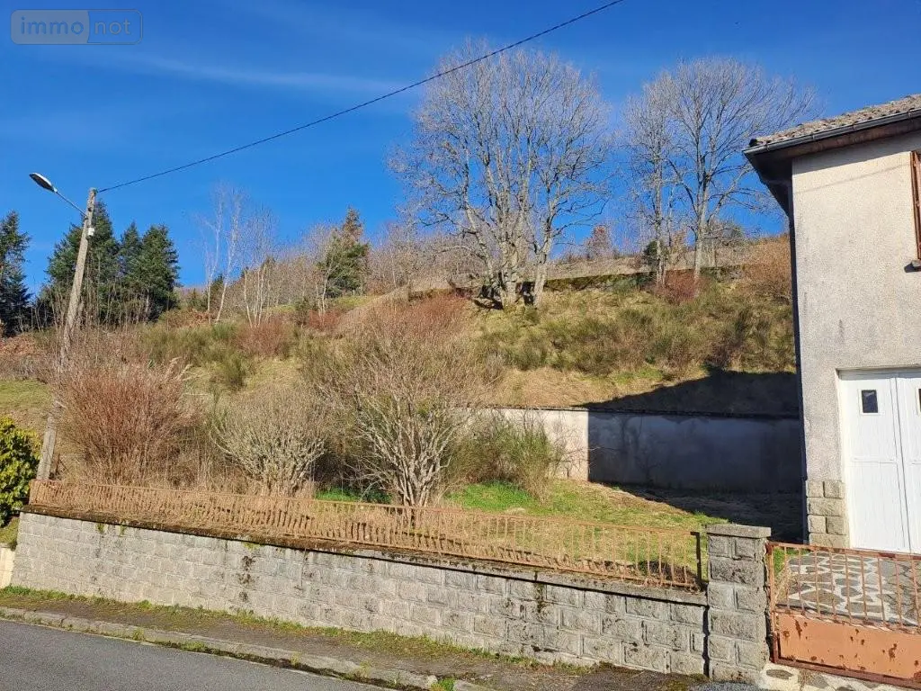 Maison a vendre Riom-ès-Montagnes 15400 Cantal 15 97 m2 5 pièces 110000 euros 044/1258 012