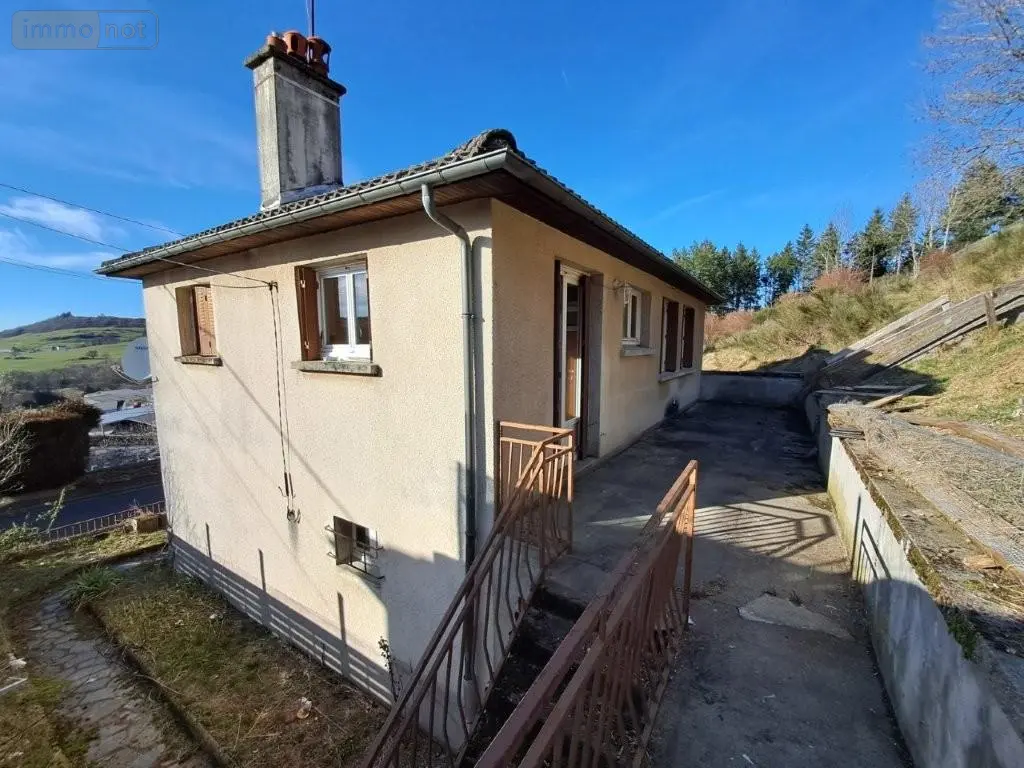 Maison a vendre Riom-ès-Montagnes 15400 Cantal 15 97 m2 5 pièces 110000 euros 044/1258 002