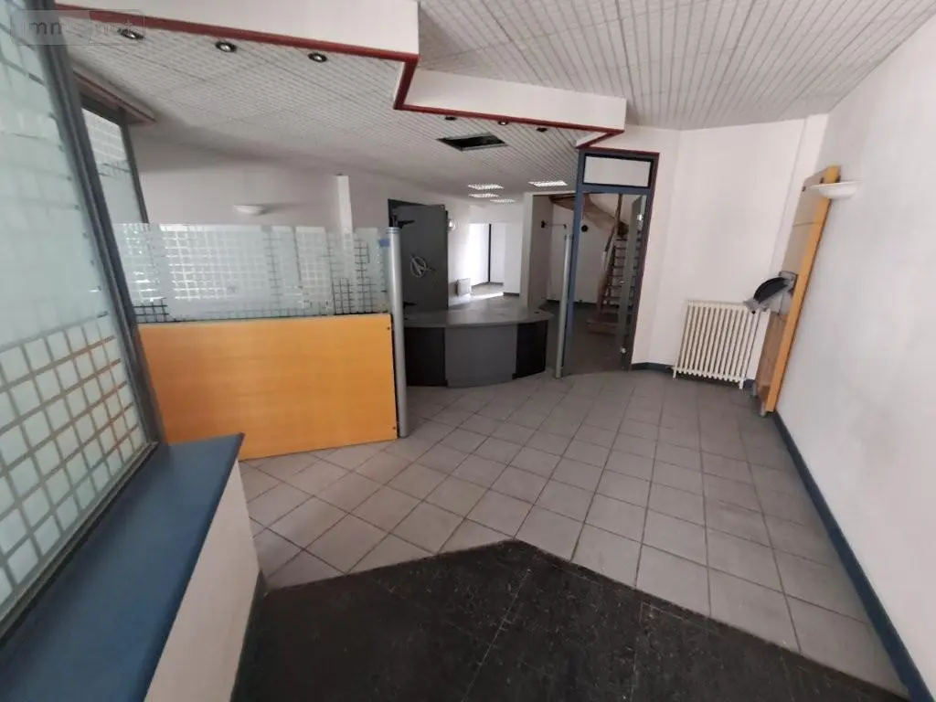 Immeuble de rapport a vendre Saint-Flour 15100 Cantal 15 443 m2 12 pièces 68900 euros 044/1269 002