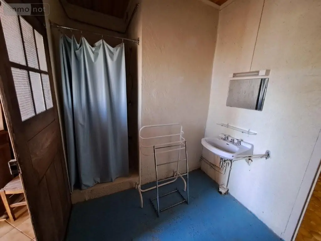 Maison a vendre Chavagnac 15300 Cantal 15 100 m2 1 pièce 115000 euros 044/1271 010