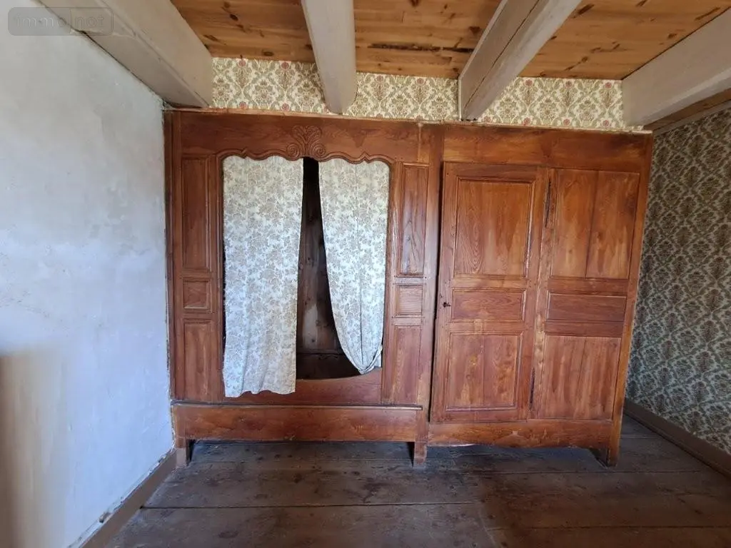 Maison a vendre Chavagnac 15300 Cantal 15 100 m2 1 pièce 115000 euros 044/1271 016