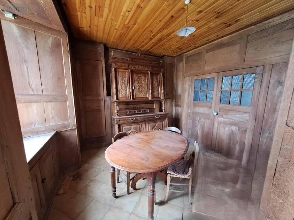 Maison a vendre Chavagnac 15300 Cantal 15 100 m2 1 pièce 115000 euros 044/1271 003