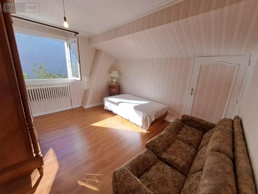 Appartement a vendre Saint-Flour 15100 Cantal 15 137 m2 6 pièces 167500 euros 044/1277 010