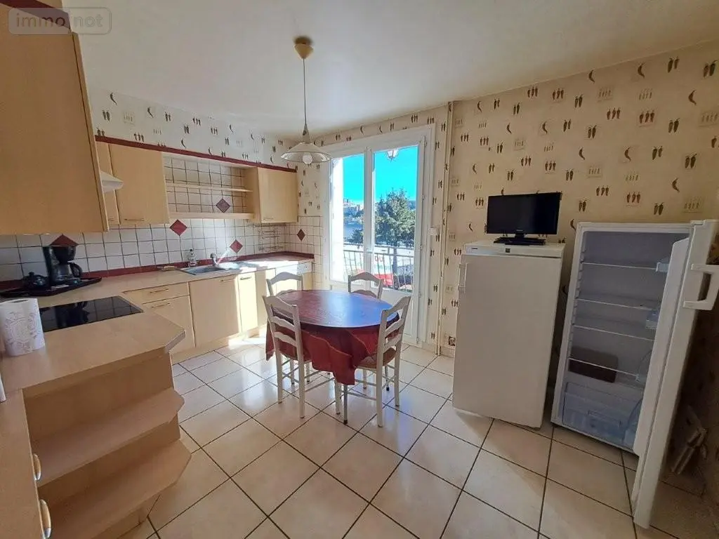 Appartement a vendre Saint-Flour 15100 Cantal 15 137 m2 6 pièces 167500 euros 044/1277 003