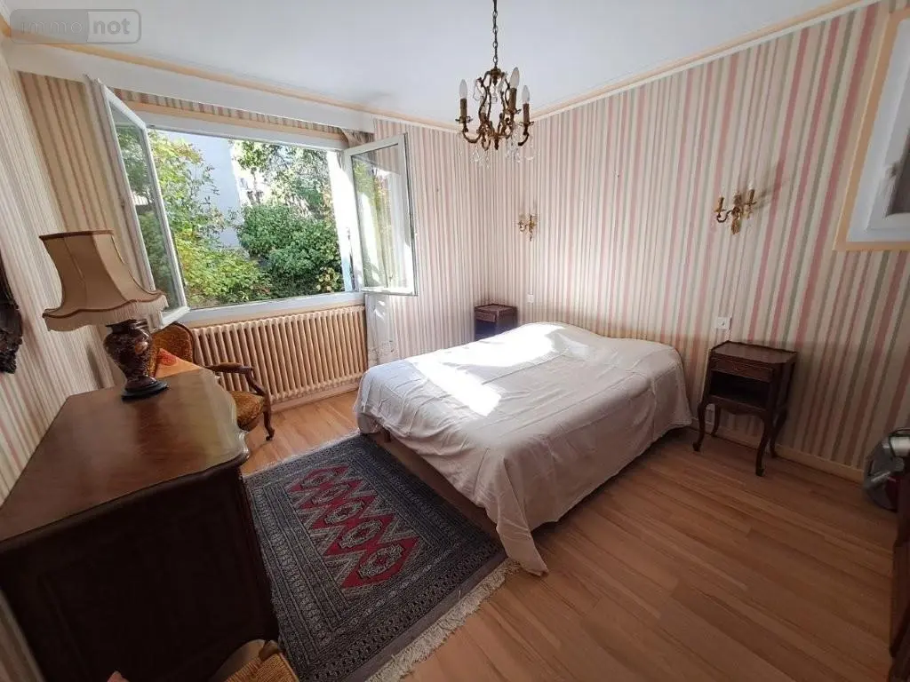 Appartement a vendre Saint-Flour 15100 Cantal 15 137 m2 6 pièces 167500 euros 044/1277 005