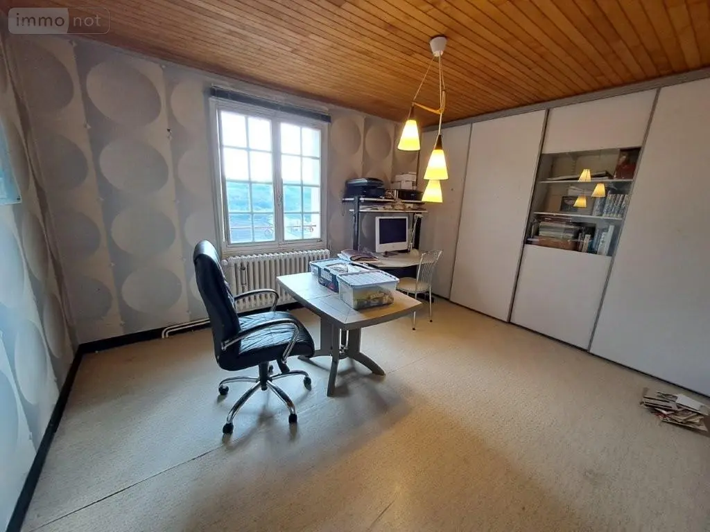 Maison a vendre Saint-Flour 15100 Cantal 15 170 m2 5 pièces 195500 euros 044/1278 011