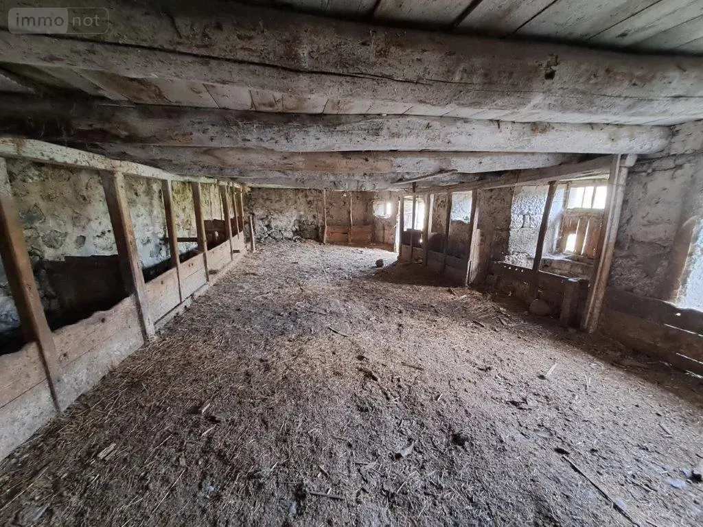 Bien agricole a vendre Ségur-les-Villas 15300 Cantal 15 150 m2 2 pièces 26500 euros 044/41 004