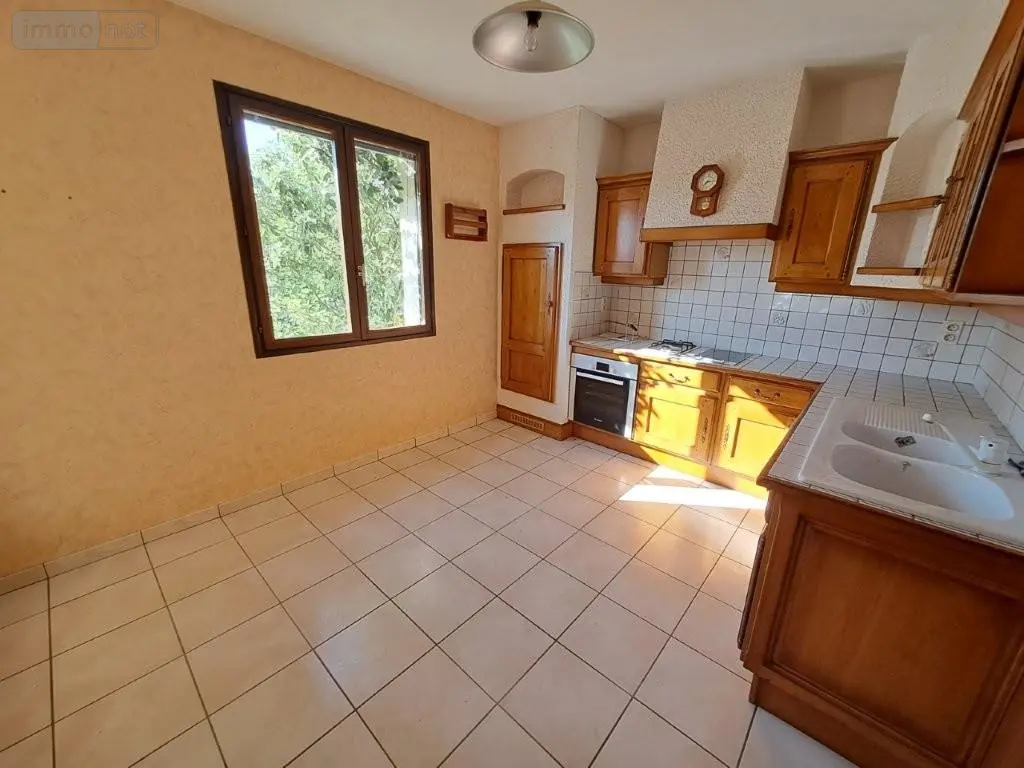 Maison a vendre Saint-Flour 15100 Cantal 15 141 m2 5 pièces 178000 euros 044/670 005