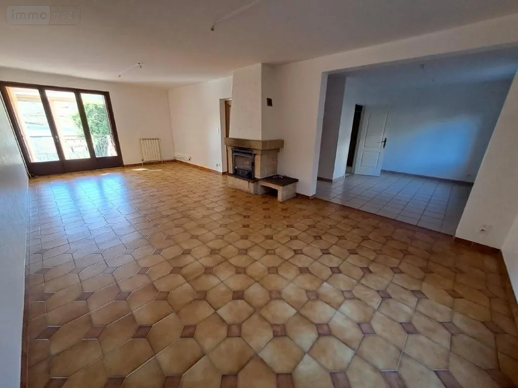 Maison a vendre Saint-Flour 15100 Cantal 15 141 m2 5 pièces 178000 euros 044/670 007