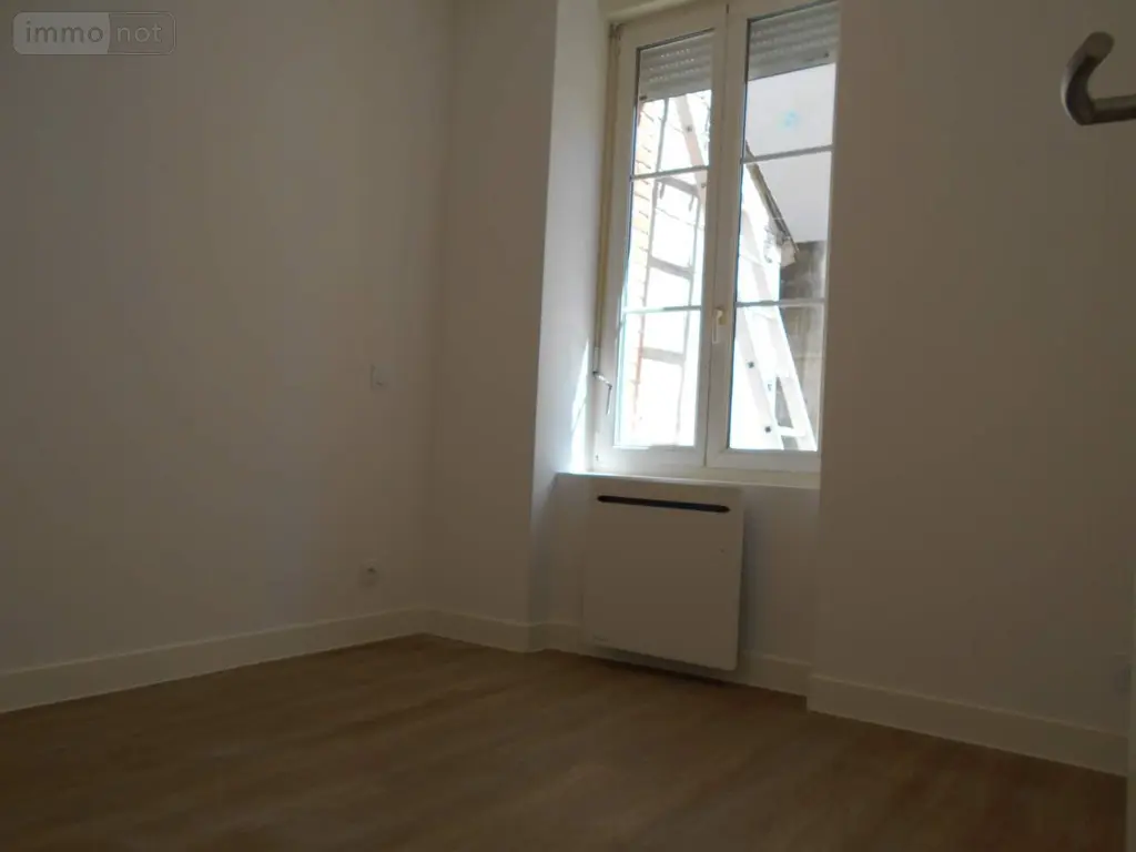 Appartement a vendre Dinan 22100 Côtes-d'Armor 22 25 m2 2 pièces 114400 euros 038/269 003