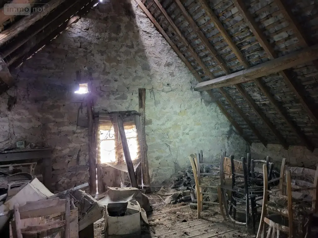 Maison a vendre Bénévent-l'Abbaye 23210 Creuse 23 90 m2 5 pièces 30240 euros 1210 023