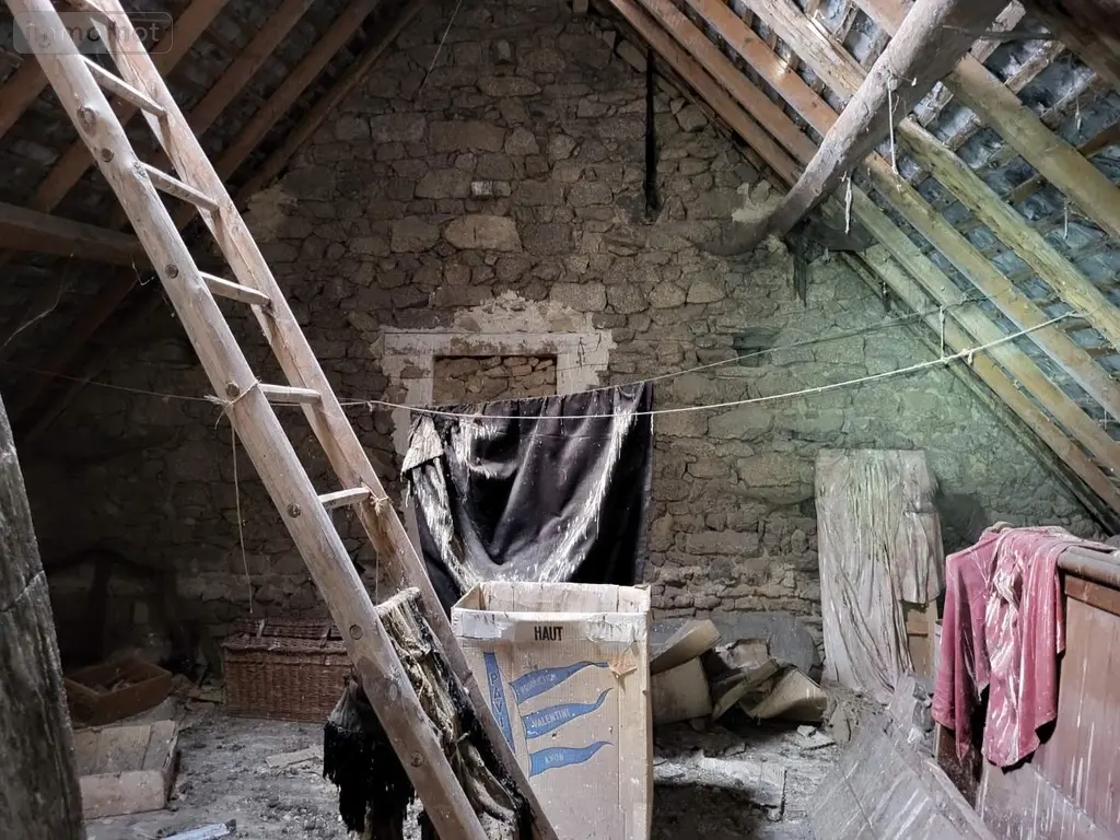 Maison a vendre Bénévent-l'Abbaye 23210 Creuse 23 90 m2 5 pièces 30240 euros 1210 024